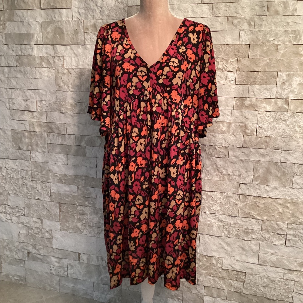 MTS HIGHLIGHT THE GOOD FLORAL BABYDOLL DRESS